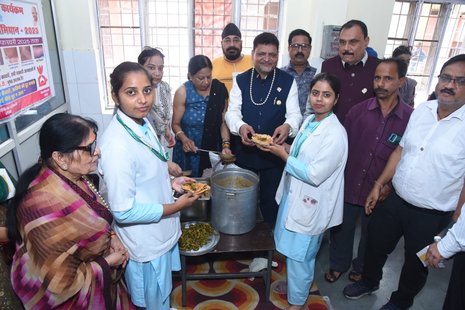 Food donation-Lions Club Jhansi Veerangana